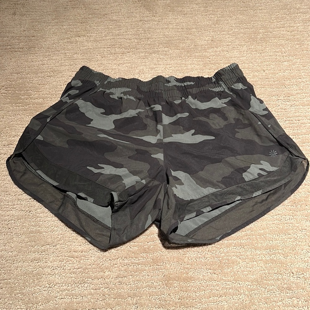 Athleta Mesh Racer Run Short 4”